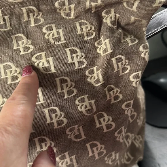 Dooney and Bourke canvas and leather bag EUC - Picture 7 of 13